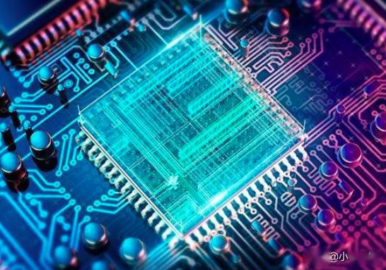 芯片技術邁入2納米時代 挑戰摩爾定律瓶頸，量子計算開辟新路徑